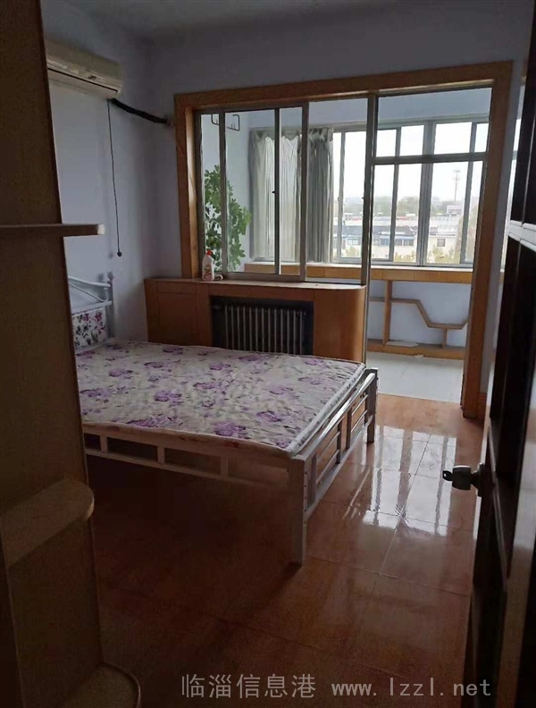 桑家坡六楼三室一厅出租拎包入住1000/月