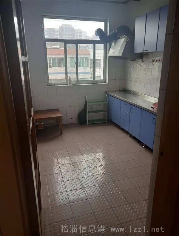桑家坡六楼三室一厅出租拎包入住1000/月