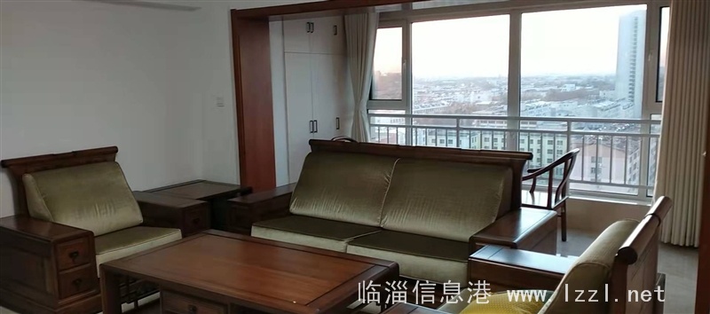 出售骏马齐景的楼房