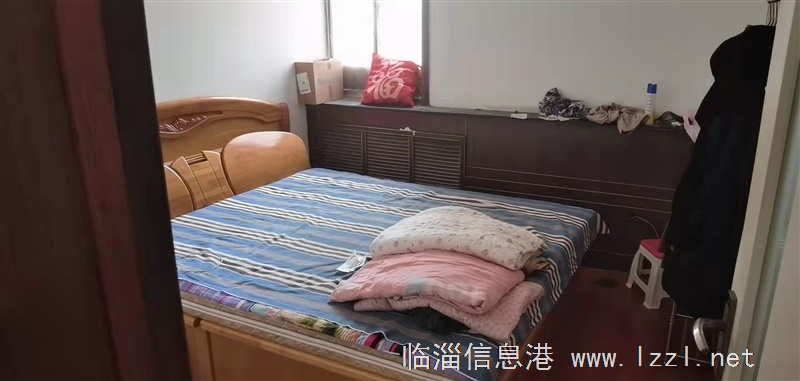 西高新村一楼