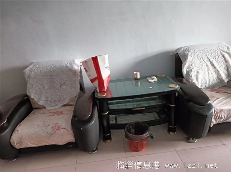二化一区，家具家电齐全。