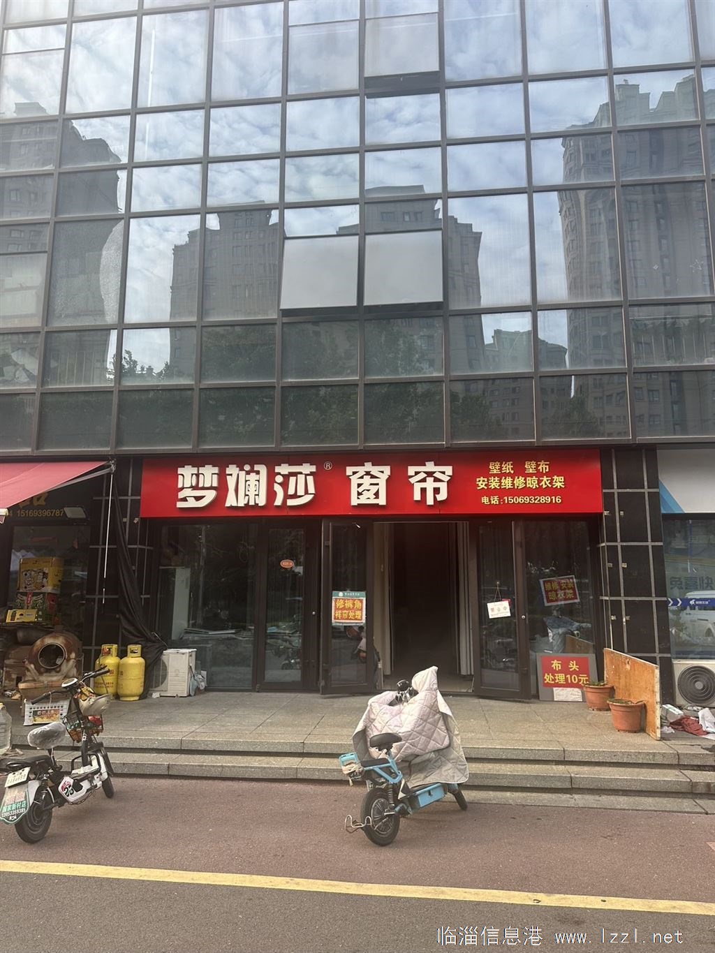 南马生活区南门113平沿街商铺出租