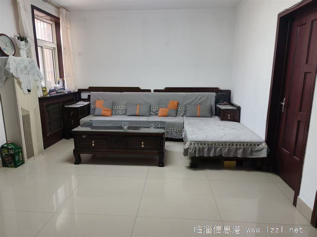 西高新村三楼对外出售