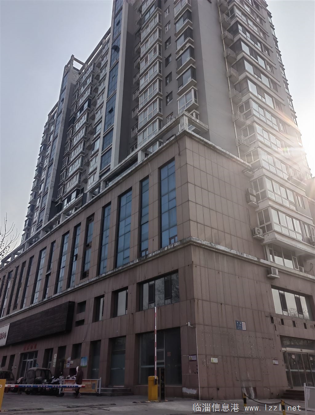 兰溪曙光【临园88号楼】,50平,家电全新,拎包入住