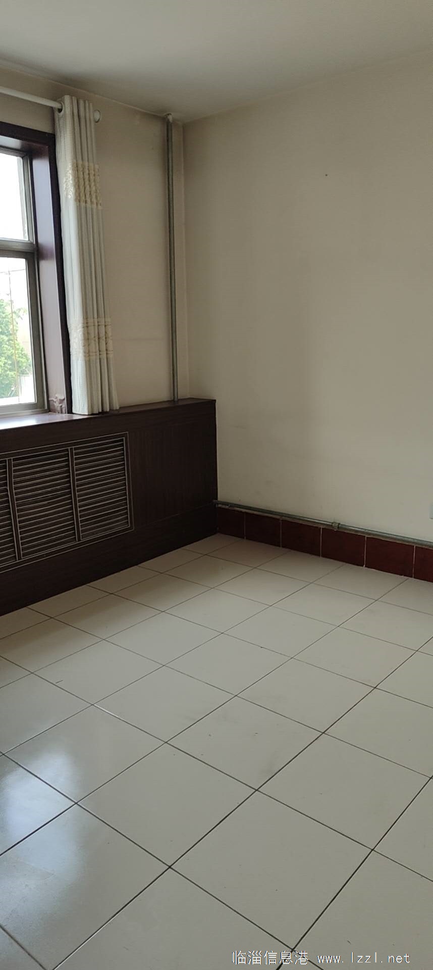 遄台南区5楼出售，中三开