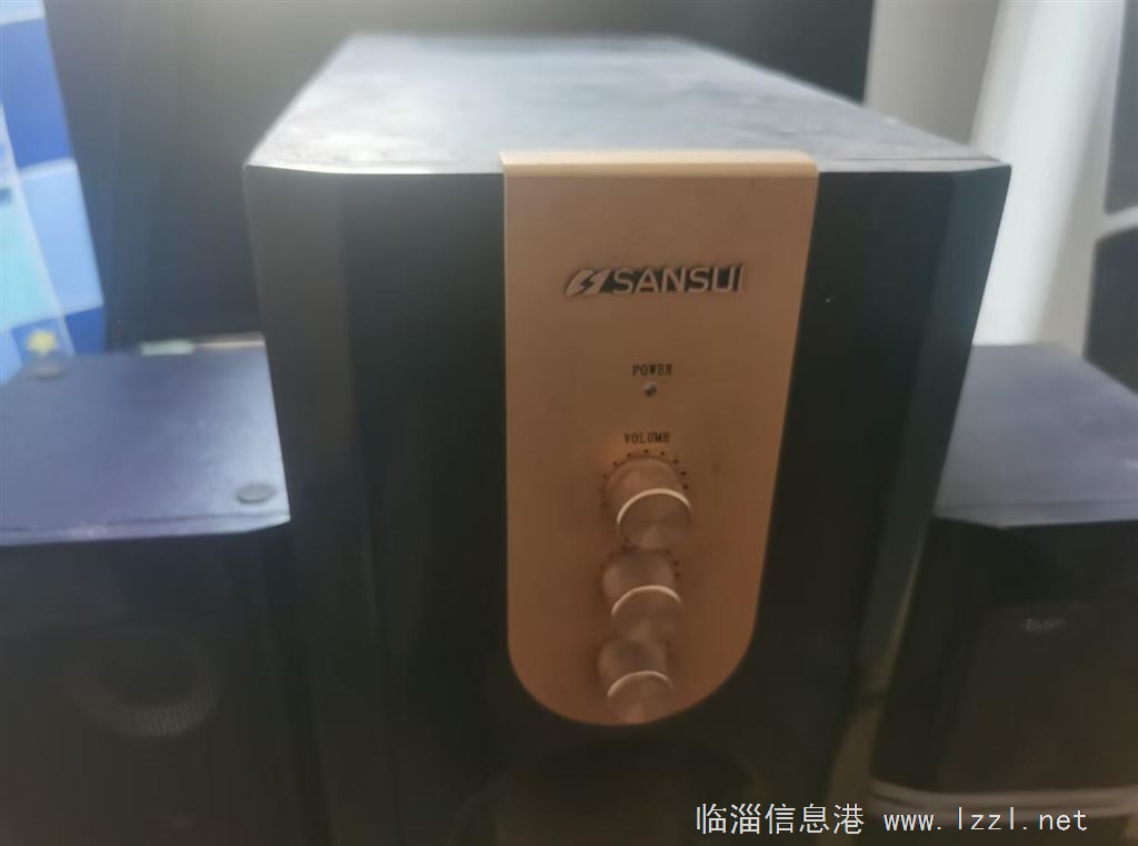 处理一个17液晶显示器+一个音响
